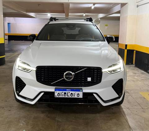 VOLVO XC60 2.0 T8 RECHARGE POLESTAR ENGINEERED AWD GEARTRONIC